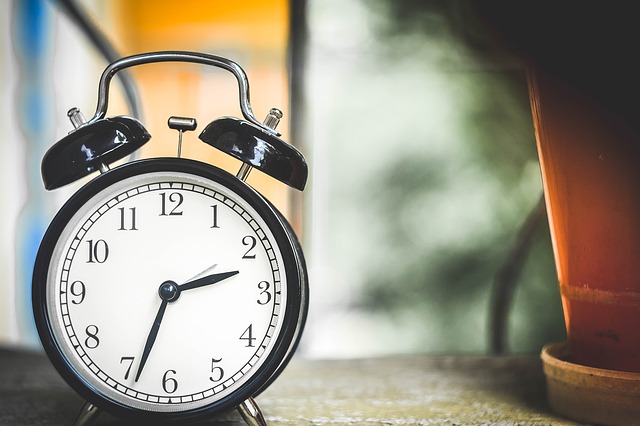 clock customer loyalty timing